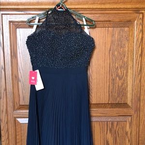 Formal dress/ prom dress